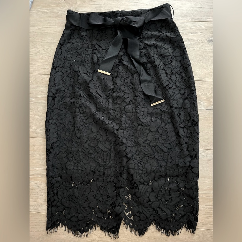Beautiful lace black pencil skirt with belt